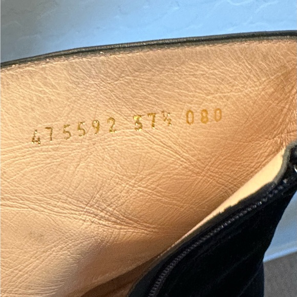 Gucci Black Velvet Boots w/ Vintage Bee - Picture 10 of 11